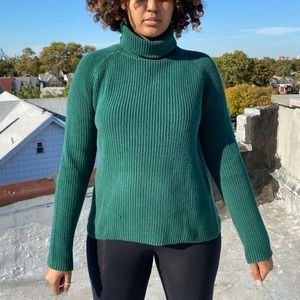 ✨Lands End knit sweater in Hunter Green